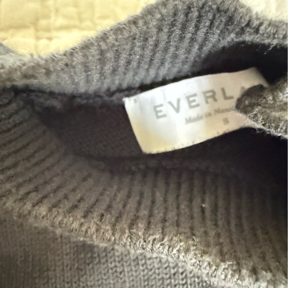 Everlane Dark Gray Turtleneck Sweater - Picture 4 of 7